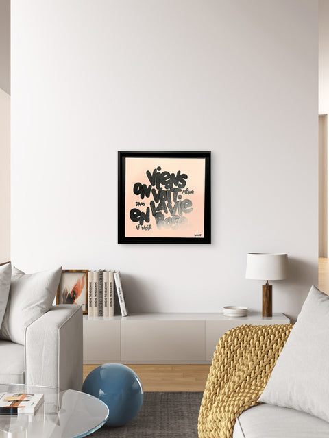 La vie en rose I Œuvre originale sur toile et caisse américaine de L’oiseau noir 30x30