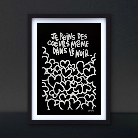 Je peins des cœurs même dans le noir I Œuvre originale encadrée de L’oiseau noir 30 x 42