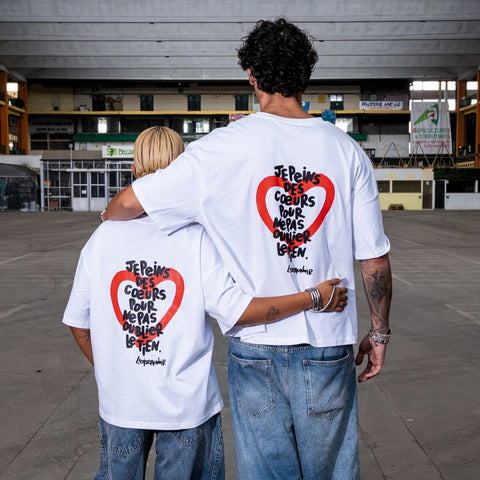 T-shirt mixte à manche courte "Je peins des cœurs " L'oiseau noir x Maison bon feu