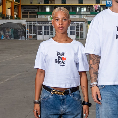 T-shirt femme crop à manche courte "Tout va bien" L'oiseau noir x Maison bon feu