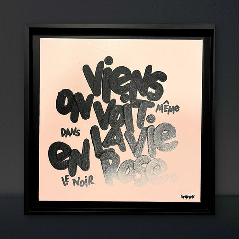 La vie en rose I Œuvre originale sur toile et caisse américaine de L’oiseau noir 30x30